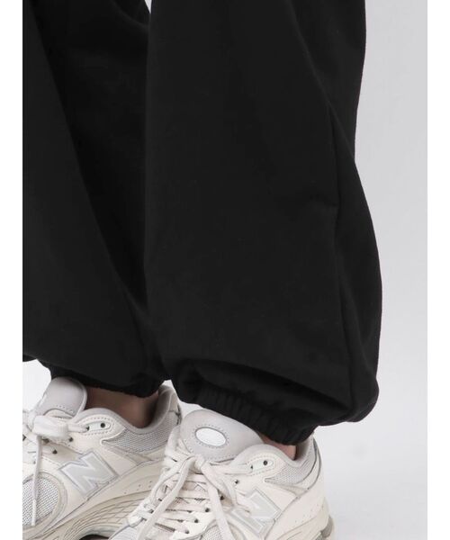 Ungrid（アングリッド）の「【NO GOOD TV×Ungrid】“NO“ GOOD UNIVERSITY LOGO Sweatpants（スウェットパンツ・レディース・ブラック/ホワイト・SMALL/LARGE/MEDIUM）」の7枚目の写真