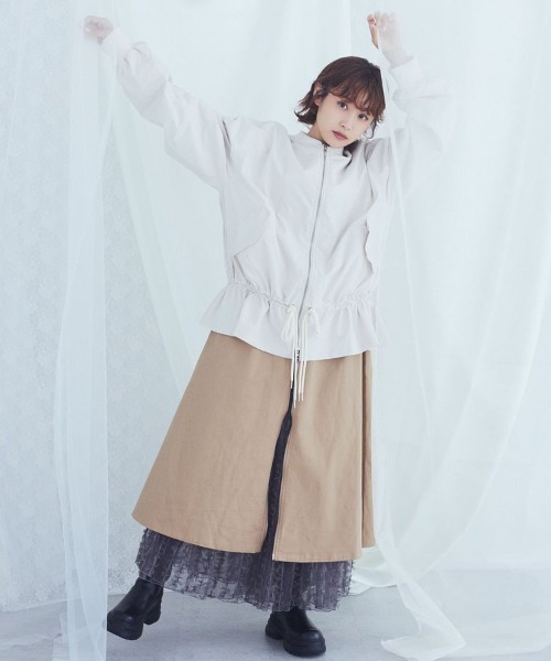 Green　Parks（グリーンパークス）の「■高橋愛×GreenParksドロストMA-1（MA-1・レディース・アイボリー/ブラック/ネイビー・FREE）」の4枚目の写真