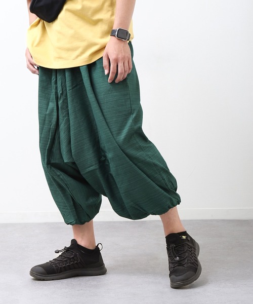 MARAI(マーライ)の「コットン100% ストライプ織り エスニックサルエルパンツ(その他パンツ・レディース・ブラウン/ライトグリーン/グリーン/ネイビー/ベージュ/ブルー/グレー/ライトブラウン/ブラック/カーキ/ダークブルー/レッド/ワインレッド/パープル/ピンク/オレンジ/ライトパープル・FREE)」の7枚目の写真