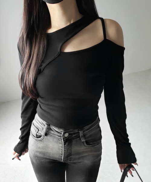 me+em select（ミームセレクト）の「【 ３color 】ショルダーカットアウトストラップリブトップス ／ shoulder cutout strap lib tops　※※（Tシャツ/カットソー・レディース・ホワイト/ブラック/グレー・FREE）」の8枚目の写真