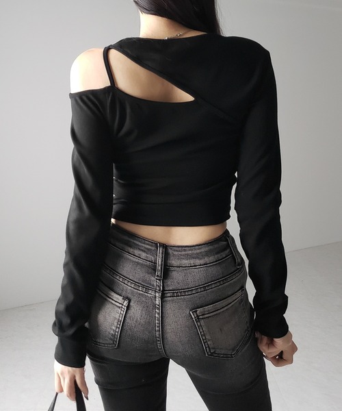 me+em select（ミームセレクト）の「【 ３color 】ショルダーカットアウトストラップリブトップス ／ shoulder cutout strap lib tops　※※（Tシャツ/カットソー・レディース・ホワイト/ブラック/グレー・FREE）」の12枚目の写真