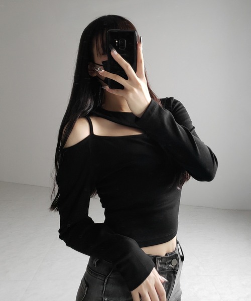 me+em select（ミームセレクト）の「【 ３color 】ショルダーカットアウトストラップリブトップス ／ shoulder cutout strap lib tops　※※（Tシャツ/カットソー・レディース・ホワイト/ブラック/グレー・FREE）」の13枚目の写真