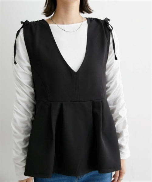 nissen（ニッセン）の「肩シャーリングデザインペプラムベスト（ベスト・レディース・ブラック/ネイビー系・M/L）」の19枚目の写真