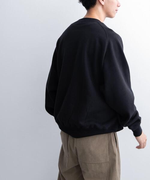 FORK&SPOON(フォークアンドスプーン)の「FORK&SPOON ラフィー裏毛クルーネックスウェット(スウェット・メンズ・ブラック/オフホワイト/ブルー・5/4)」の20枚目の写真