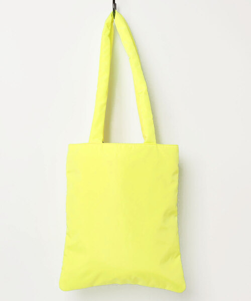 COMMON WARE(コモンウェアー)の「EM:cheek neon monster tote モンスターチャーム ピローネオントート(トートバッグ・レディース・オレンジ/イエロー/ピンク/グリーン・FREE)」の21枚目の写真