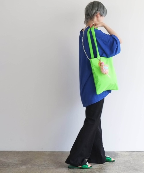 発掘 - 新登場ブランド monster neon EM:cheek tote ピローネオン モンスターチャーム 小物