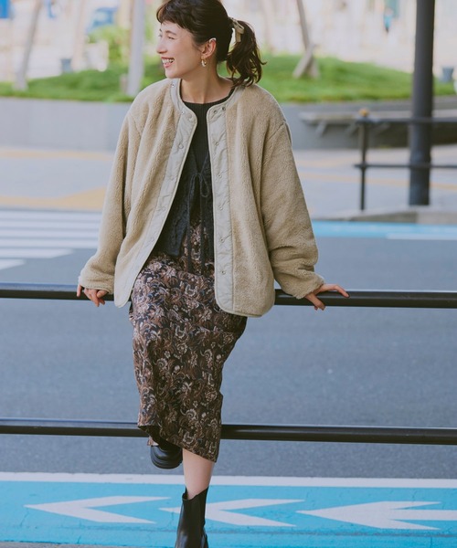 studio CLIP(スタディオクリップ)の「【撥水/マシンウォッシャブル】リバーシブルキルトショートブルゾン(ブルゾン・レディース・ライトグレー/スモーク/モカ/ベージュ・FREE)」の3枚目の写真