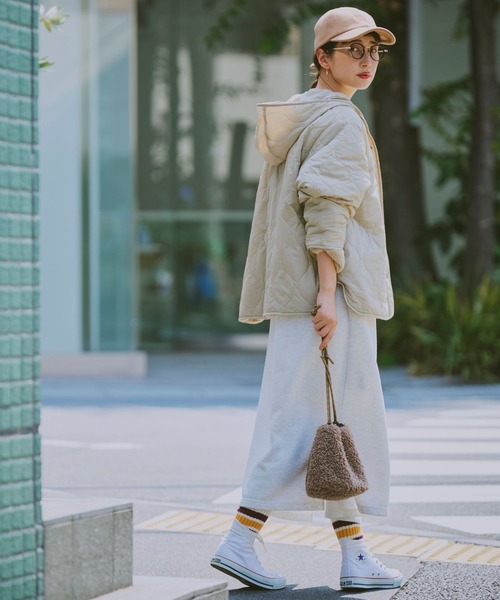 studio CLIP(スタディオクリップ)の「【撥水/マシンウォッシャブル】リバーシブルキルトショートブルゾン(ブルゾン・レディース・ライトグレー/スモーク/モカ/ベージュ・FREE)」の2枚目の写真