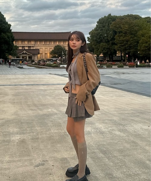 MAINLYTRULY（メインリィトゥルリィ）の「タイ付き ショート カーデ（カーディガン/ボレロ・レディース・グレー・M）」の3枚目の写真