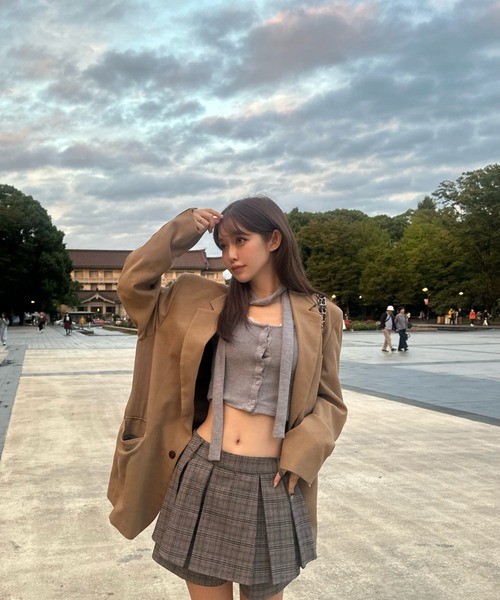 MAINLYTRULY（メインリィトゥルリィ）の「タイ付き ショート カーデ（カーディガン/ボレロ・レディース・グレー・M）」の4枚目の写真