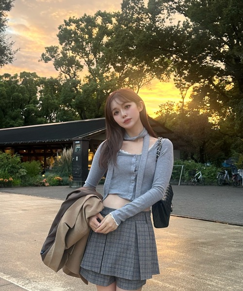 MAINLYTRULY（メインリィトゥルリィ）の「タイ付き ショート カーデ（カーディガン/ボレロ・レディース・グレー・M）」の7枚目の写真