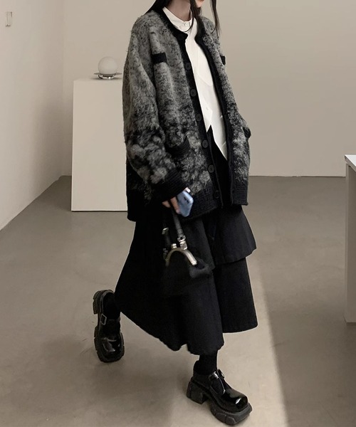 aimoha(アイモハ)の「ユニセックス ニット (AW)(ニット/セーター・レディース・ブラック・MEDIUM/LARGE/X-LARGE/XX-LARGE)」の6枚目の写真