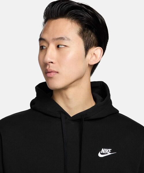 NIKE(ナイキ)の「《セットアップ対応商品》ナイキ スポーツウェア クラブ フリース プルオーバー パーカー / Nike Sportswear Club Fleece Pullover Hoodie BV2655-010 Black(パーカー・メンズ・ブラック・3XL/XL/S/M/L/2XL)」の3枚目の写真