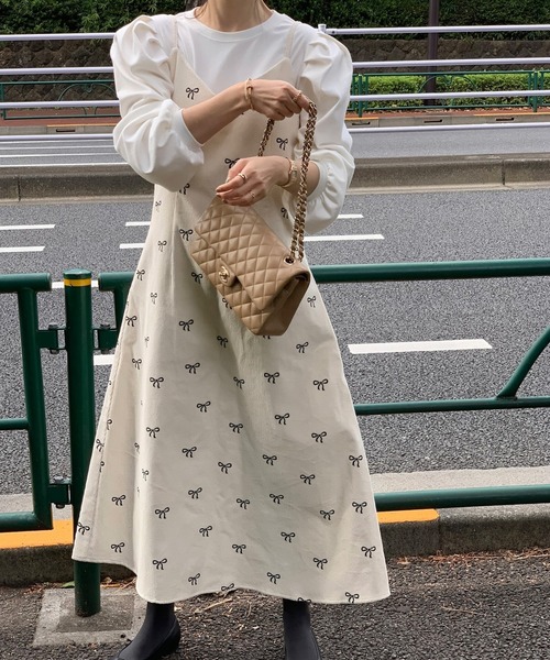 ABITOKYO(アビトーキョー)の「コーデュロイリボン柄Vネックキャミワンピース(ワンピース・レディース・ブラック/ベージュ・M/L/XL)」の13枚目の写真