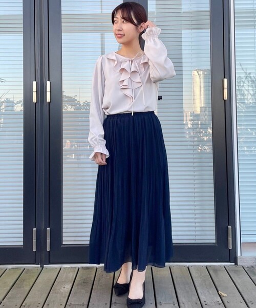 couture brooch(クチュールブローチ)の「【セレモニーシーン/お仕事にも】ラッフルフリルブラウス(シャツ/ブラウス・レディース・ピンク/ネイビー/オフホワイト・36/38/40/42)」の17枚目の写真