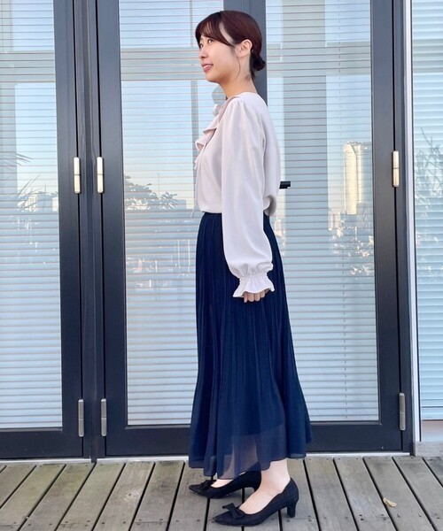 couture brooch(クチュールブローチ)の「【セレモニーシーン/お仕事にも】ラッフルフリルブラウス(シャツ/ブラウス・レディース・ピンク/ネイビー/オフホワイト・36/38/40/42)」の18枚目の写真