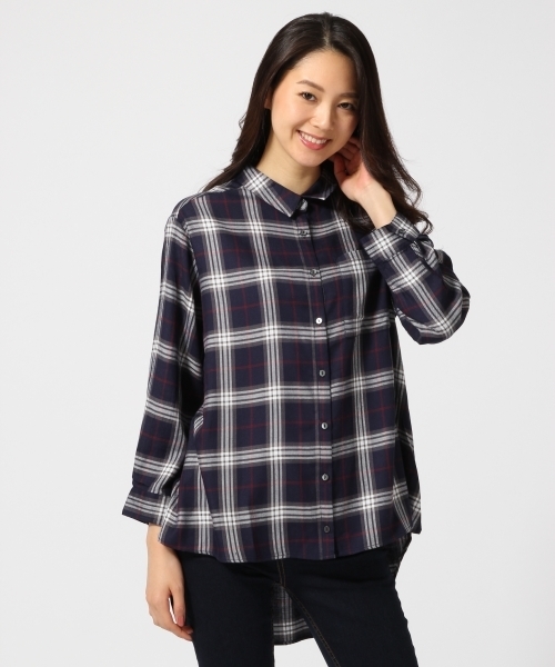 GLOBAL WORK（グローバルワーク）の「レーヨンロングシャツ長袖/568292（シャツ/ブラウス・レディース・ホワイト系その他/ホワイト/ネイビー/オフホワイト/グレー/その他/ダークブルー/イエロー/ワインレッド/その他1・MEDIUM/LARGE/SMALL）」の7枚目の写真