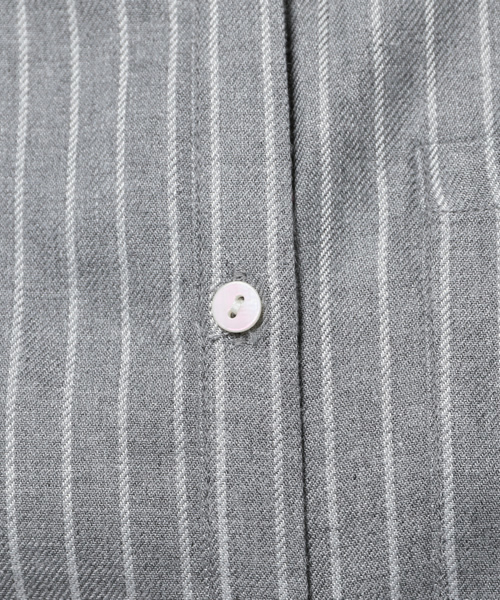 GLOBAL WORK（グローバルワーク）の「レーヨンロングシャツ長袖/568292（シャツ/ブラウス・レディース・ホワイト系その他/ホワイト/ネイビー/オフホワイト/グレー/その他/ダークブルー/イエロー/ワインレッド/その他1・MEDIUM/LARGE/SMALL）」の20枚目の写真