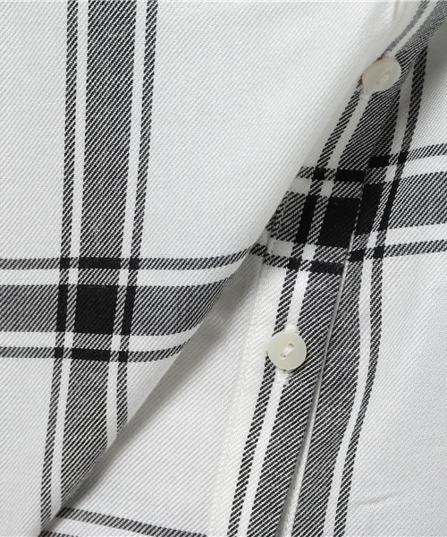 GLOBAL WORK（グローバルワーク）の「レーヨンロングシャツ長袖/568292（シャツ/ブラウス・レディース・ホワイト系その他/ホワイト/ネイビー/オフホワイト/グレー/その他/ダークブルー/イエロー/ワインレッド/その他1・MEDIUM/LARGE/SMALL）」の21枚目の写真