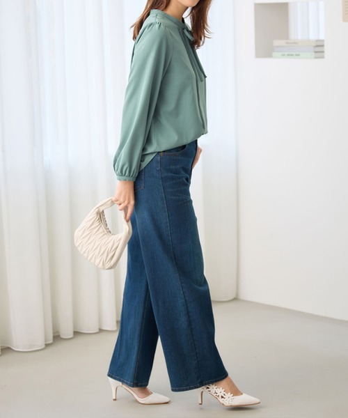 alotta(アロッタ)の「ピンタックデザインリボンブラウス(シャツ/ブラウス・レディース・グリーン/ホワイト/ネイビー・3L/LL/L/M)」の17枚目の写真