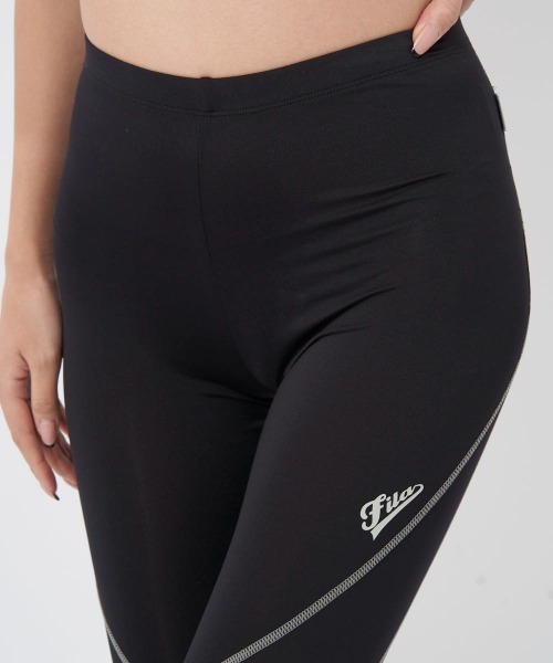 FILA(フィラ)の「ソフトコンプレッションレギンス(レギンス/スパッツ・レディース・ブラック/ネイビー/マルチ/ブラック×ブラック/ブラック×パープル・MEDIUM/SMALL/X-LARGE/LARGE)」の11枚目の写真