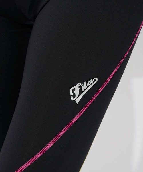 FILA(フィラ)の「ソフトコンプレッションレギンス(レギンス/スパッツ・レディース・ブラック/ネイビー/マルチ/ブラック×ブラック/ブラック×パープル・MEDIUM/SMALL/X-LARGE/LARGE)」の19枚目の写真