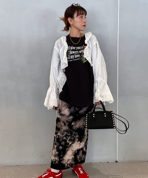 ROSE BUD(ローズバッド)の「(mag.by c)LOGO BIG-TEE(Tシャツ/カットソー・レディース・ブラック/ホワイト・ONE SIZE)」の11枚目の写真