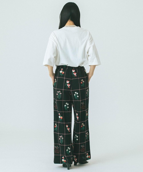 ROSE BUD(ローズバッド)の「(mag.by c)LOGO BIG-TEE(Tシャツ/カットソー・レディース・ブラック/ホワイト・ONE SIZE)」の15枚目の写真