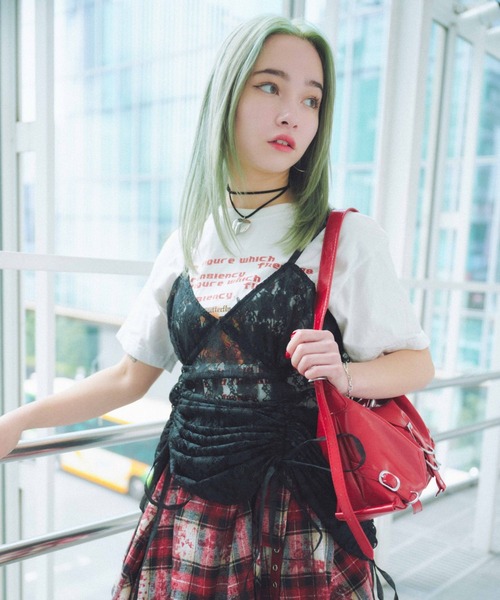 FOREVER 21(フォーエバー トゥエンティーワン)の「【2025SS】2WAYレースキャミワンピース2(ワンピース・レディース・ブラック/ナチュラル/ピンク・FREE)」の19枚目の写真