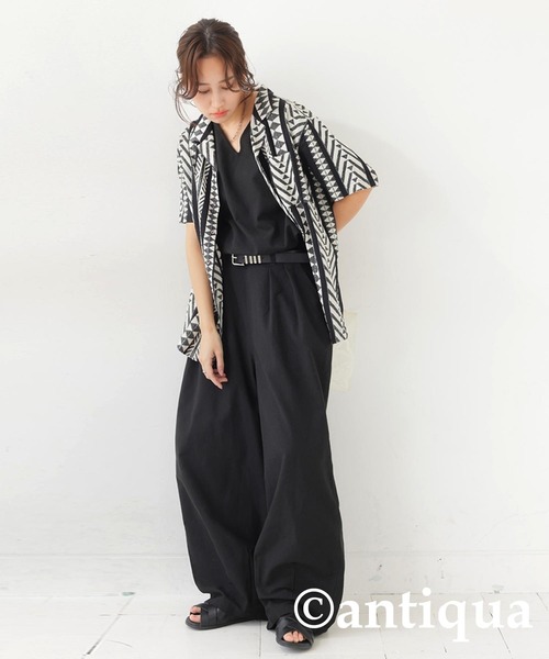 antiqua(アンティカ)の「エスニック柄シャツ(シャツ/ブラウス・レディース・ナチュラル/ブラック・R/P)」の3枚目の写真