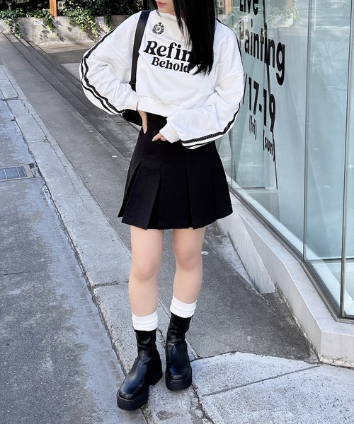 INGNI(イング)の「袖レースラインショートスウェットトップス(スウェット・レディース・ブラック×ホワイト/グレー×ホワイト/ホワイト×ブラック・M)」の8枚目の写真