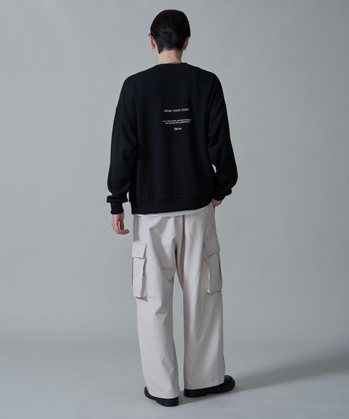 BROWNY(ブラウニー)の「BROWNY/アクセ付きフォトグラフィックプルオーバー(スウェット・メンズ・ホワイト/ブラック・LARGE/MEDIUM)」の19枚目の写真
