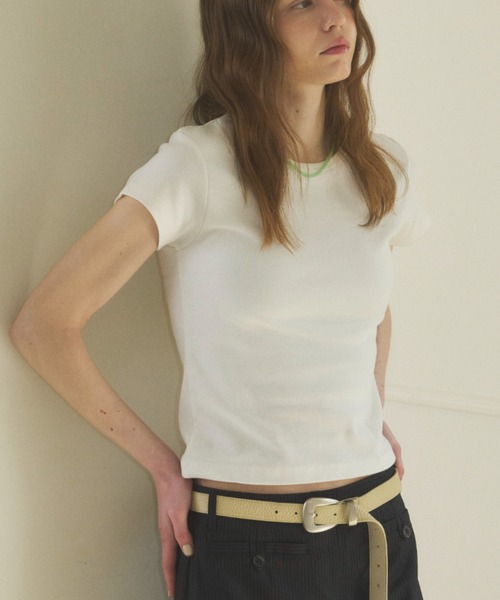 GIUNON（ジウノン）の「back line rib t-shirt / バックラインリブTシャツ（Tシャツ/カットソー・レディース・グレー/ブラック/ホワイト・FREE）」の2枚目の写真