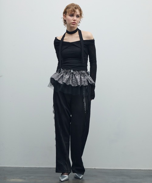 uyu.（ウユ）の「サイドレースライントラックパンツ（スラックス・レディース・ネイビー/ブラック・FREE）」の6枚目の写真