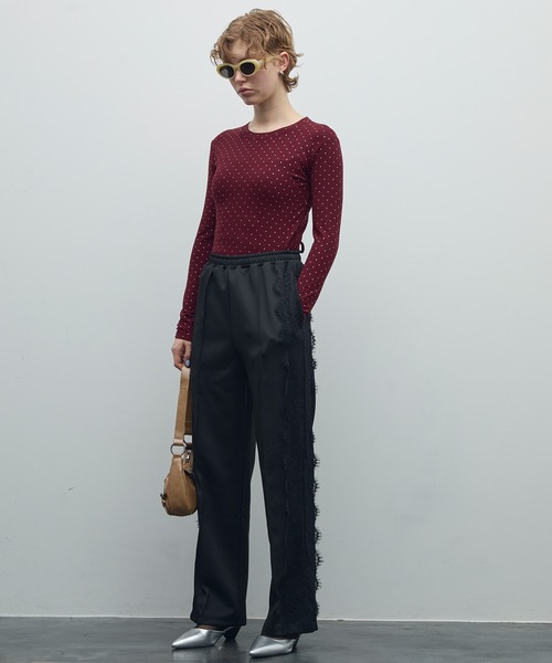 uyu.（ウユ）の「サイドレースライントラックパンツ（スラックス・レディース・ネイビー/ブラック・FREE）」の9枚目の写真