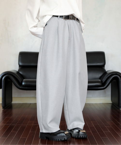 neos(ネオス)の「【neos】ルーズシルエット バルーン カーブ スラックス パンツ(スラックス・メンズ・モカ/グレー/ブラック/グレイッシュベージュ・MEDIUM/LARGE)」の17枚目の写真