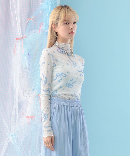 CAROLINA GLASER(カロリナ グレイサー)の「リボンプリント ロングスリーブ カットソー(Tシャツ/カットソー・レディース・その他1/その他2/その他3/その他・ONE SIZE)」の19枚目の写真