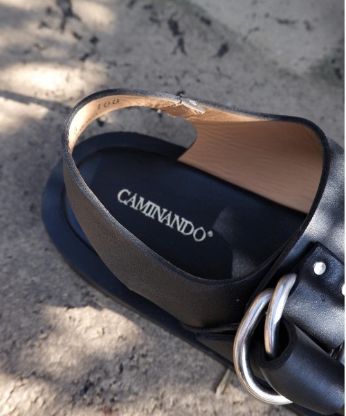 CAMINANDO(カミナンド)の「CAMINANDO/カミナンド DOUBLE RING PLATFORM SANDALS 2326W ダブルリングプラットフォームサンダル(サンダル・レディース・ブラック/アイボリー・7/6/5/8)」の22枚目の写真