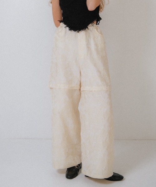 HONEY MI HONEY(ハニーミーハニー)の「flower jacquard wide pants(カーゴパンツ・レディース・オフホワイト/グレー/ブラック・FREE)」の1枚目の写真
