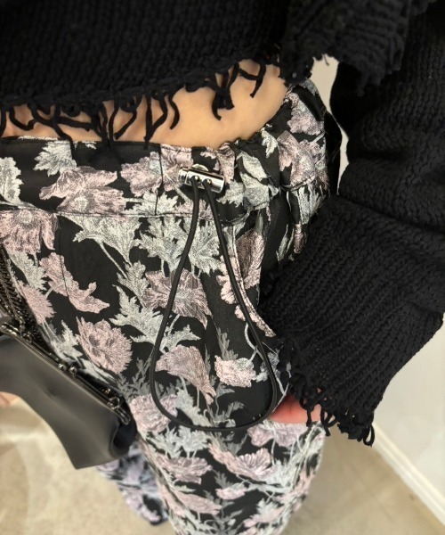 HONEY MI HONEY(ハニーミーハニー)の「flower jacquard wide pants(カーゴパンツ・レディース・オフホワイト/グレー/ブラック・FREE)」の8枚目の写真