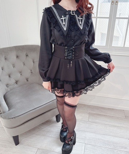 MA*RS(アメーバーマーズ)の「クロスチャーム付きスピンドルスカパン(スカート・レディース・ブラック/ホワイト・FREE)」の6枚目の写真