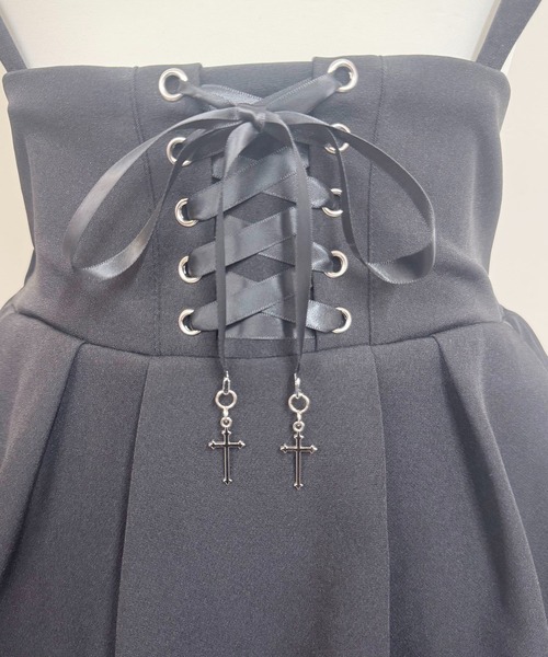 MA*RS(アメーバーマーズ)の「クロスチャーム付きスピンドルスカパン(スカート・レディース・ブラック/ホワイト・FREE)」の17枚目の写真