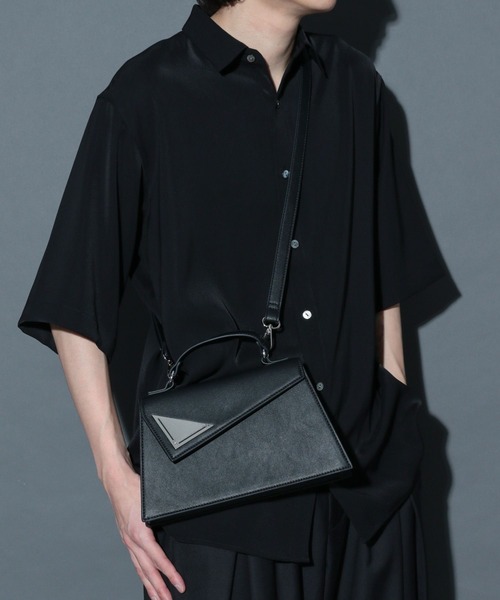 HARE(ハレ)の「サンカクフラップBAG(HARE)(ハンドバッグ・メンズ・ブラック・FREE)」の3枚目の写真