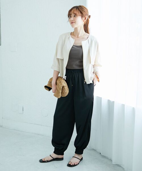 le.coeur blanc(ルクールブラン)の「《名品アイテム》リネンライクライトブルゾン(ブルゾン・レディース・ベージュ/ダークグレー・38)」の19枚目の写真