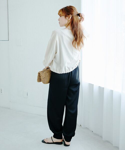 le.coeur blanc(ルクールブラン)の「《名品アイテム》リネンライクライトブルゾン(ブルゾン・レディース・ベージュ/ダークグレー・38)」の21枚目の写真