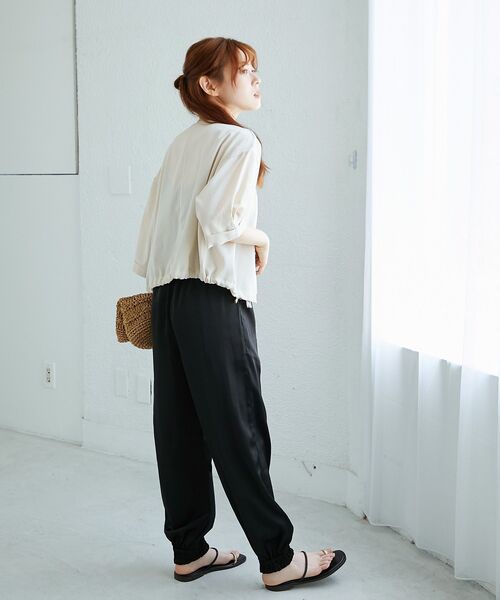 le.coeur blanc(ルクールブラン)の「《名品アイテム》リネンライクライトブルゾン(ブルゾン・レディース・ベージュ/ダークグレー・38)」の22枚目の写真