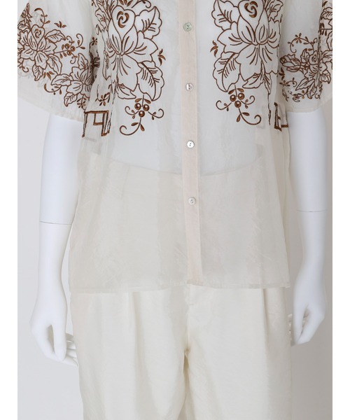 Ungrid（アングリッド）の「【Htage】エンブロイダリーシアーハーフスリーブシャツ（シャツ/ブラウス・レディース・ブラック/アイボリー・FREE）」の18枚目の写真