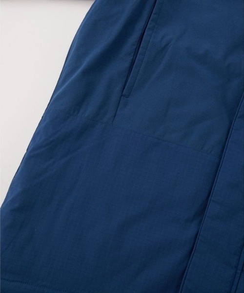 UMBRO(アンブロ)の「UMBRO THE THIRD PADDED HALF COAT(アンブロ THE THIRD 中わたハーフコート)(ダウンジャケット/コート・メンズ・ネイビー/ブラック・MEDIUM/X-LARGE/LARGE)」の7枚目の写真