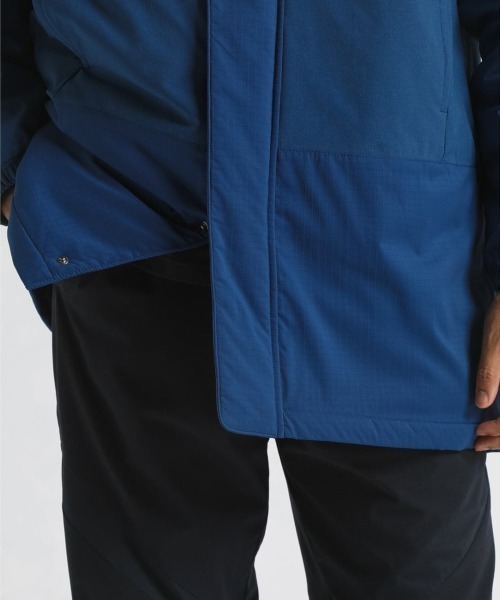 UMBRO(アンブロ)の「UMBRO THE THIRD PADDED HALF COAT(アンブロ THE THIRD 中わたハーフコート)(ダウンジャケット/コート・メンズ・ネイビー/ブラック・MEDIUM/X-LARGE/LARGE)」の9枚目の写真