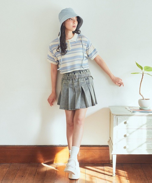 earth music&ecology(アースミュージックアンドエコロジー)の「キラキラボタン透かしニットポロ(Tシャツ/カットソー・レディース・アイボリー/ブラック/ブルー系その他/グレー系その他4・FREE)」の7枚目の写真
